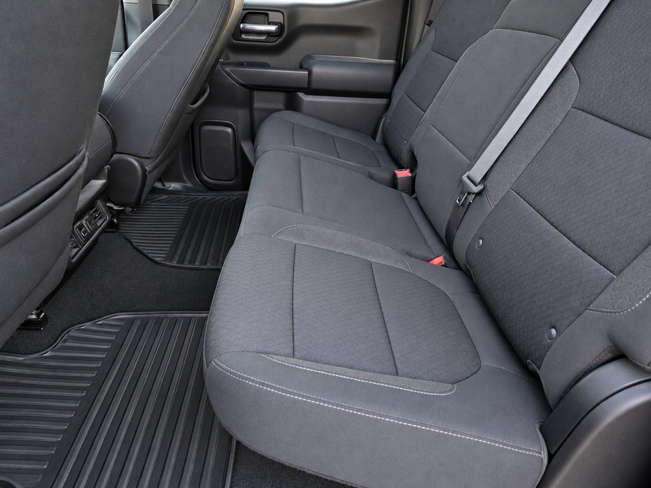 Used 2021 Chevrolet Silverado 1500 LT w/ Bed Protection Package AWD/4WD image 24