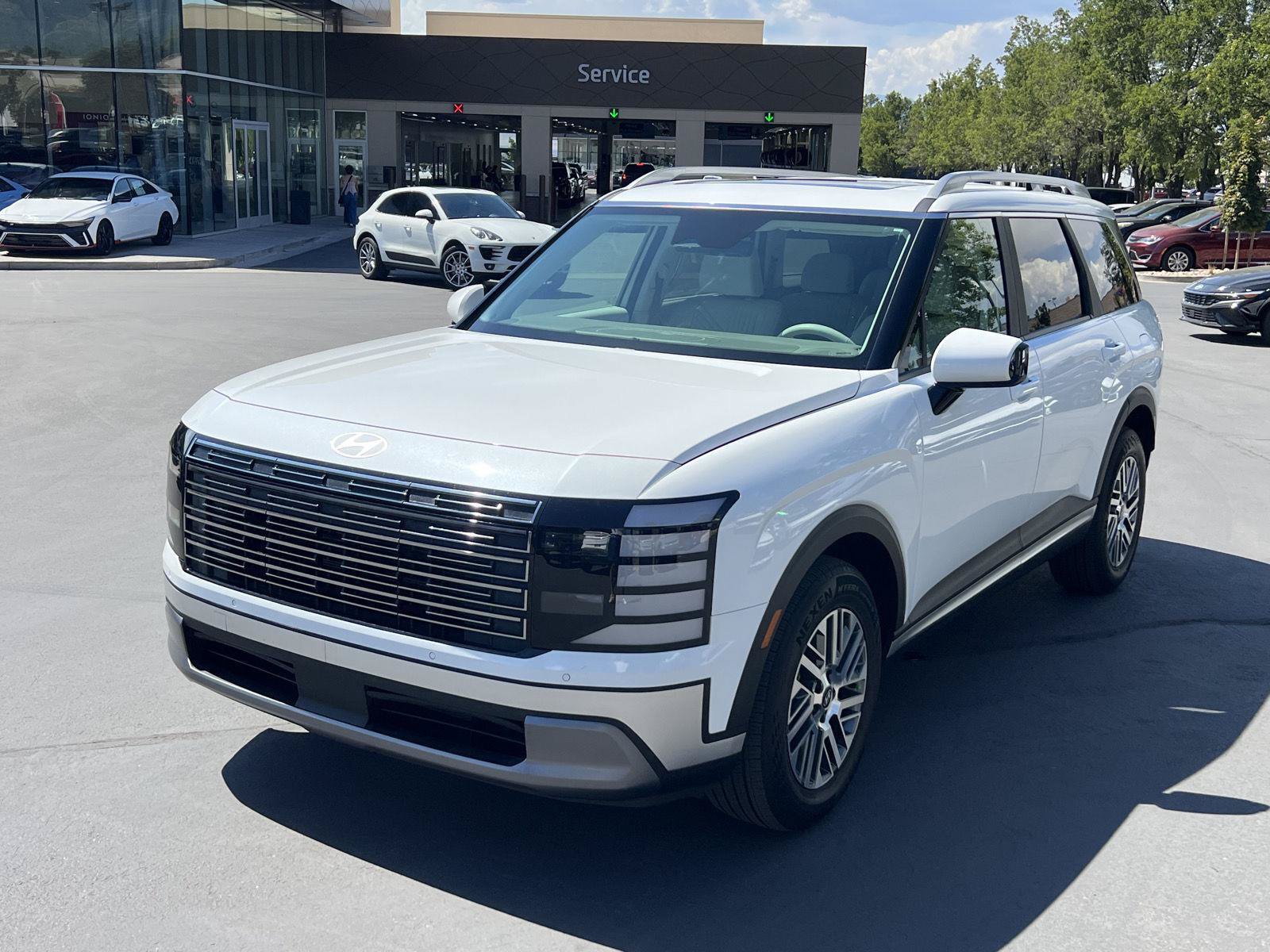 Certified 2026 Hyundai Palisade SEL AWD/4WD image 11