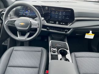 New 2026 Chevrolet Equinox LT w/ Convenience Package II video 2