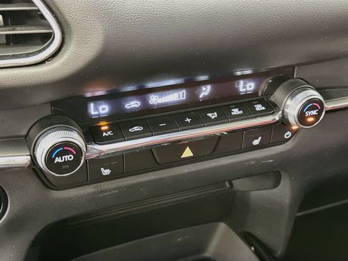 Used 2025 MAZDA CX-30 AWD 2.5 S w/ Preferred Package image 24