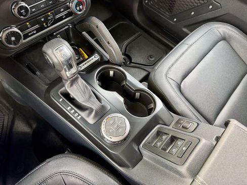 New 2026 Ford Bronco Badlands w/ Sasquatch Package image 22