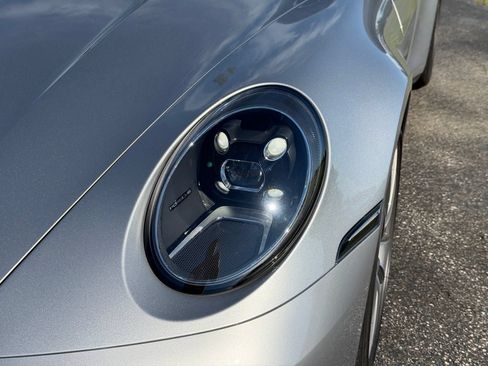 Used 2022 Porsche 911 Targa 4S AWD/4WD image 5
