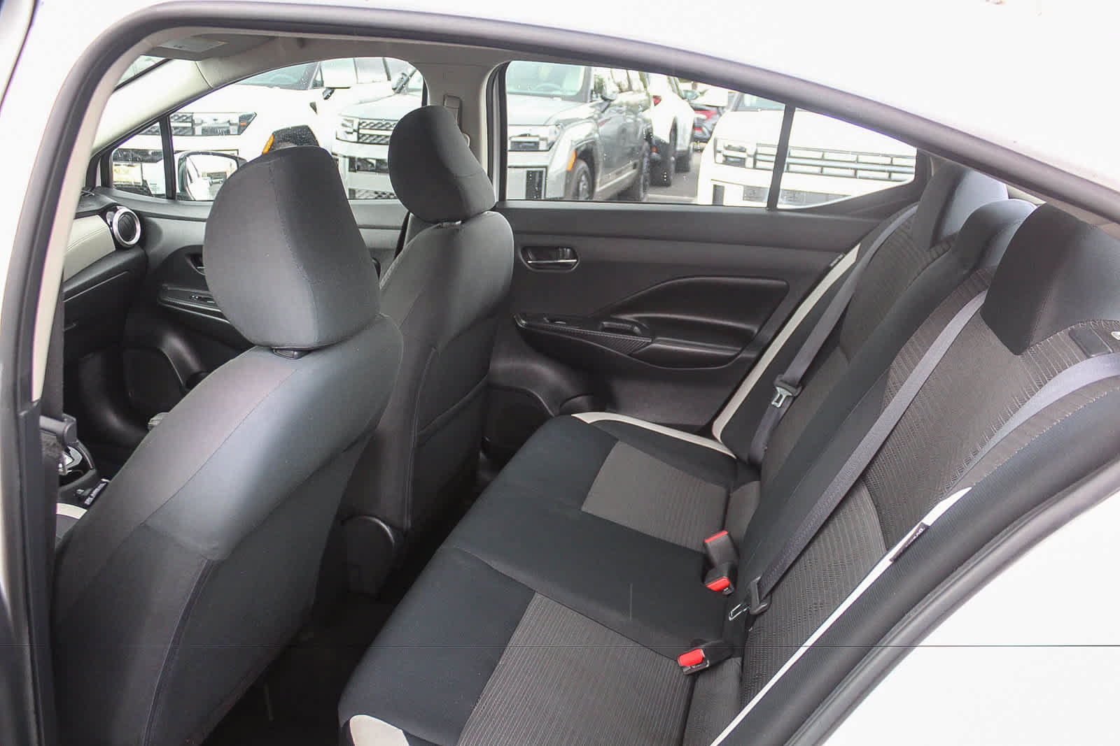 Used 2020 Nissan Versa SV FWD image 23