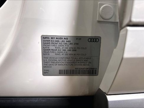 Used 2023 Audi Q5 2.0T Premium Plus w/ Premium Plus Package AWD/4WD image 35