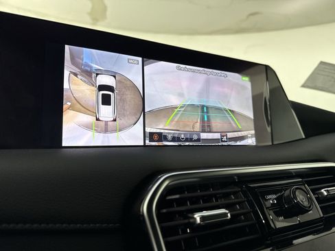 New 2026 Nissan Armada SL w/ Captain's Chari Seat Package image 9