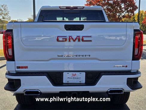 New 2026 GMC Sierra 1500 AT4 image 4