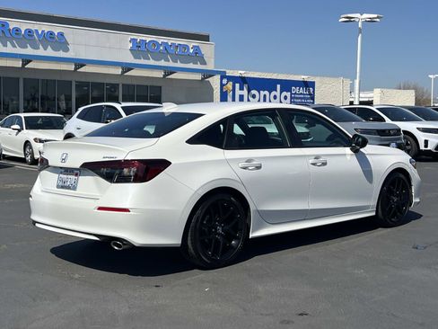 Certified 2025 Honda Civic Sport image 23