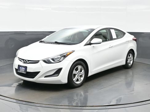 Used 2015 Hyundai Elantra SE FWD image 2