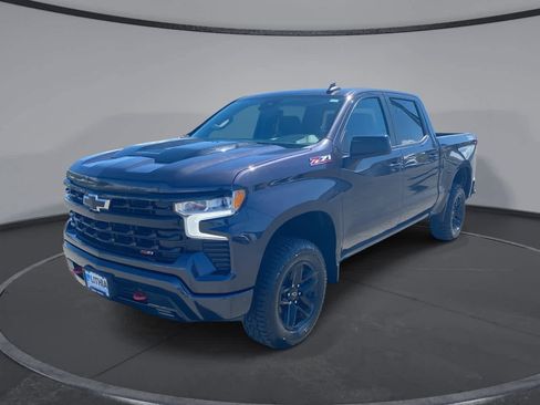 Used 2022 Chevrolet Silverado 1500 LT Trail Boss image 1