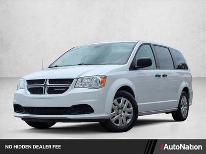 Used 2019 Dodge Grand Caravan SE w/ Rear Park Assist Package