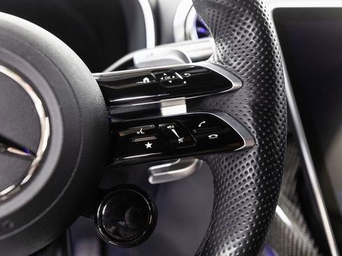 Used 2022 Mercedes-Benz SL 63 AMG 4MATIC image 14