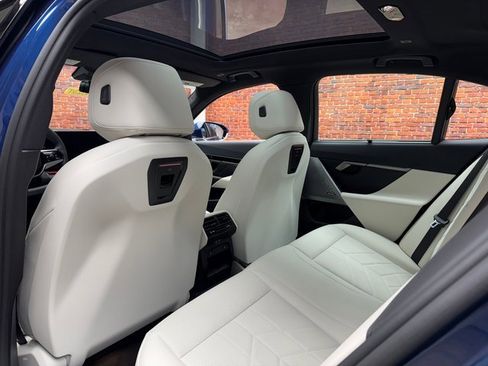 Certified 2026 BMW 530i xDrive w/ Executive Package image 24