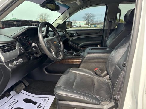 Used 2017 Chevrolet Suburban LT AWD/4WD image 7