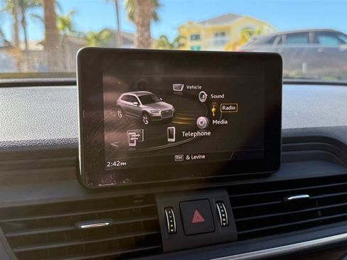Used 2018 Audi Q5 2.0T Premium image 23