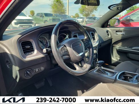 Used 2022 Dodge Charger SXT image 7