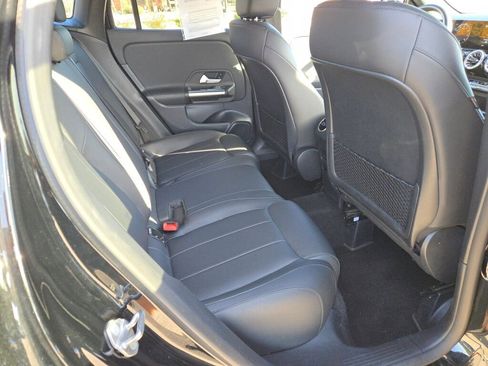 Used 2022 Mercedes-Benz GLA 250 image 10