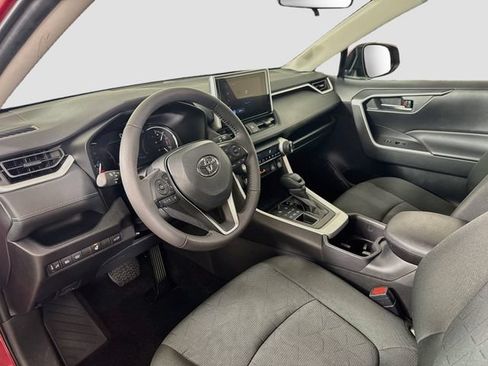 Used 2025 Toyota RAV4 XLE w/ Convenience Package AWD/4WD image 19