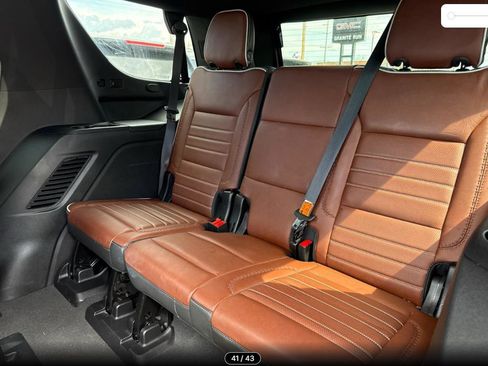 Used 2024 GMC Yukon Denali Ultimate image 7