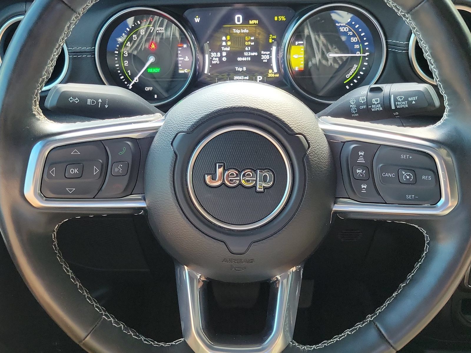 Used 2023 Jeep Wrangler Unlimited Sahara w/ Cold Weather Group AWD/4WD image 12