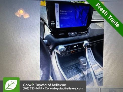 Used 2023 Toyota RAV4 XSE AWD/4WD image 14
