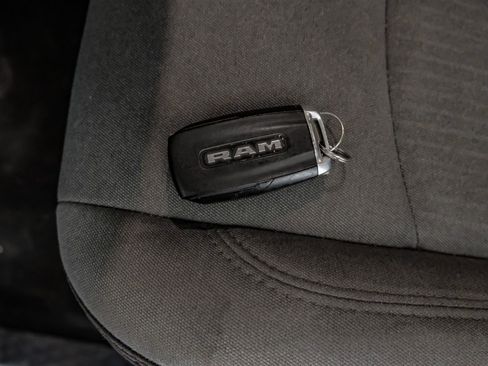 Used 2024 RAM 2500 Big Horn AWD/4WD image 64