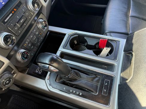 Used 2020 Ford F150 Lariat w/ Equipment Group 502A Luxury image 34