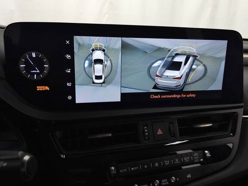 Used 2023 Lexus ES 350 F Sport w/ Accessory Package (Z2) FWD image 29