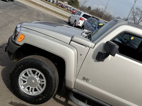 Used 2008 HUMMER H3 AWD/4WD image 3