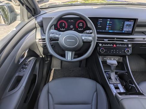 Certified 2026 Hyundai Santa Cruz SEL AWD/4WD image 16