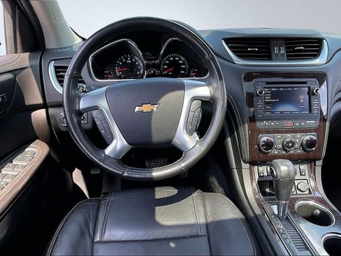 Used 2017 Chevrolet Traverse Premier AWD/4WD image 5