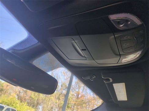 New 2026 Chrysler Pacifica Select image 34