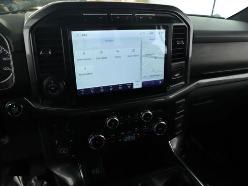 Certified 2022 Ford F150 XLT w/ Equipment Group 302A High image 14