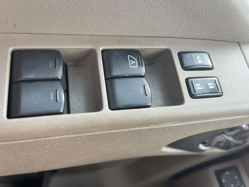 Used 2016 Nissan Frontier SV AWD/4WD image 20