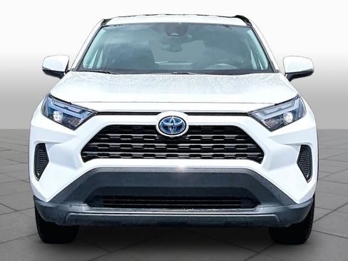 Used 2023 Toyota RAV4 XLE AWD/4WD image 4