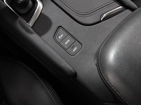 Used 2019 Cadillac XT5 Luxury AWD/4WD image 17