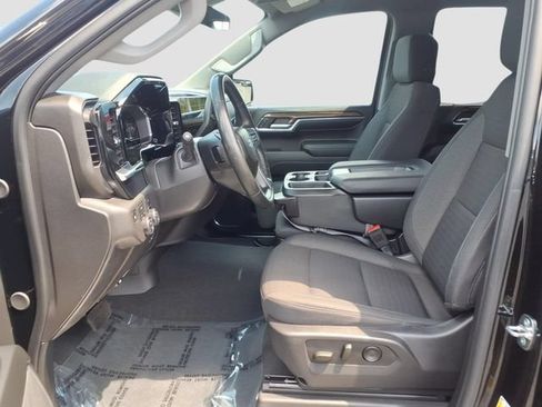 Used 2024 Chevrolet Silverado 1500 RST w/ Protection Package AWD/4WD image 11
