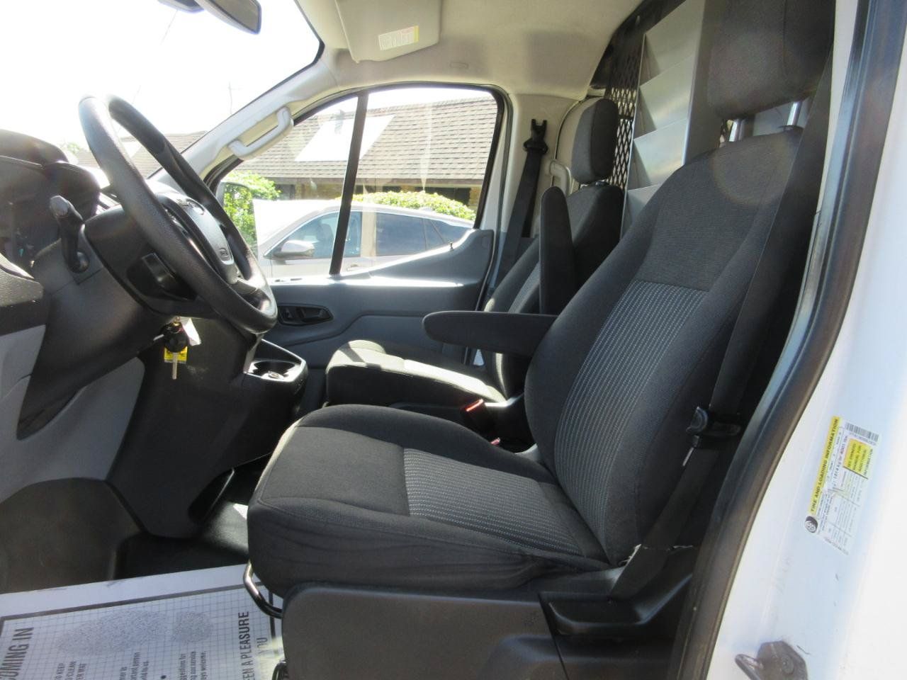 Used 2019 Ford Transit 250 130 Low Roof w/ Exterior Upgrade Package RWD image 21