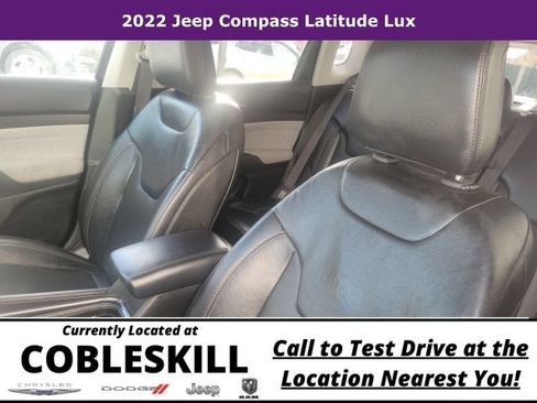 Used 2022 Jeep Compass Latitude AWD/4WD image 8