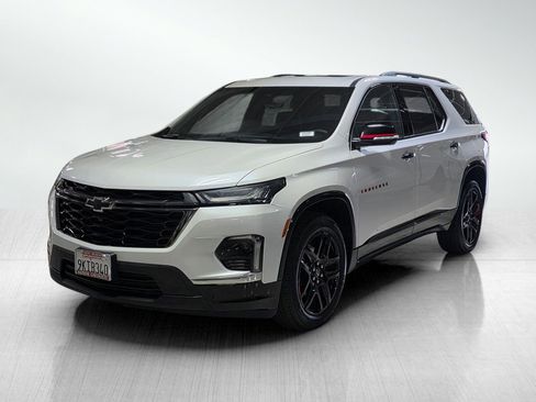 Used 2023 Chevrolet Traverse Premier w/ Redline Edition FWD image 3