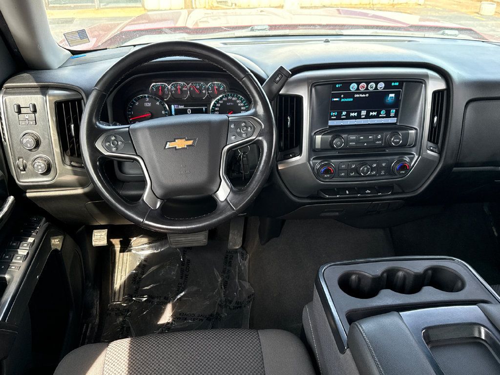 Used 2018 Chevrolet Silverado 1500 LT w/ All Star Edition AWD/4WD image 22