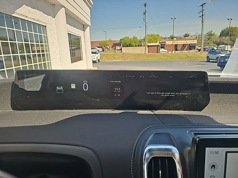Used 2025 Ford Expedition Platinum w/ Driver's Package AWD/4WD image 17