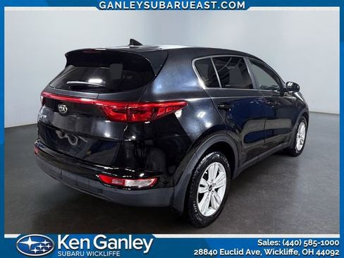 Used 2017 Kia Sportage LX image 5