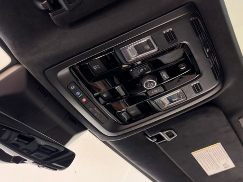 New 2025 Cadillac Escalade Sport Platinum w/ LPO, ONYX Package image 30