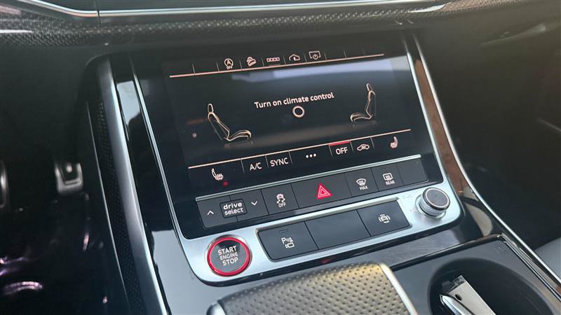 Used 2021 Audi SQ7 Premium Plus w/ Driver Assistance Package AWD/4WD image 40