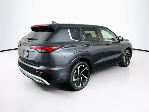 Used 2024 Mitsubishi Outlander SE FWD image 9
