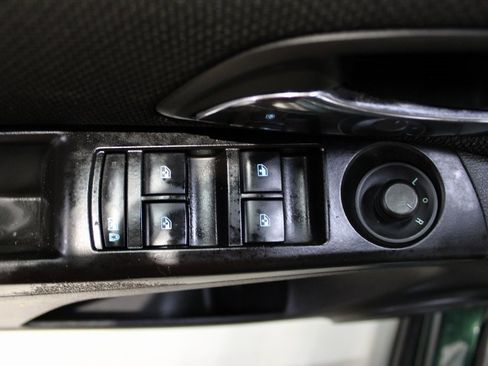 Used 2014 Chevrolet Cruze LT image 20