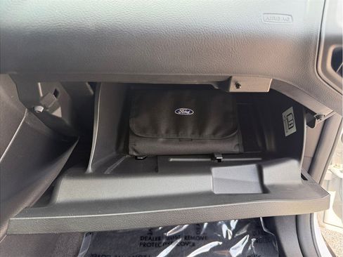 Used 2016 Ford Focus SE w/ Equipment Group 201A FWD image 39