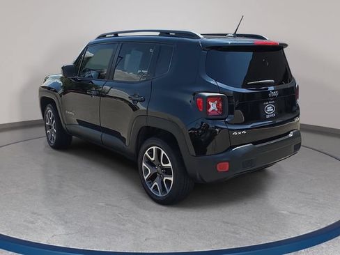 Used 2016 Jeep Renegade Latitude w/ Popular Equipment Group AWD/4WD image 8