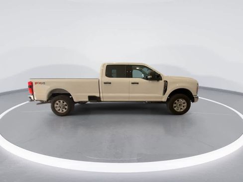 Used 2023 Ford F350 XLT w/ 360-Degree Camera Package AWD/4WD image 9