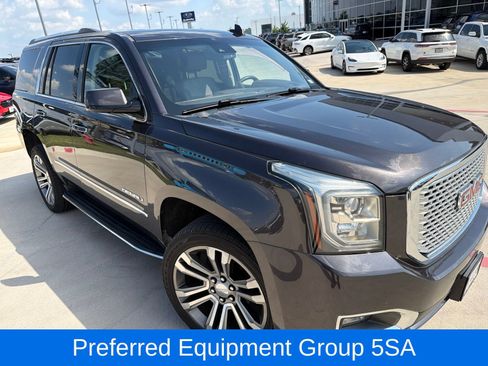 Used 2017 GMC Yukon Denali w/ Open Road Package AWD/4WD image 2